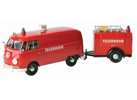 VW T2 trocken van Fire (1962), rot mit Anhänger